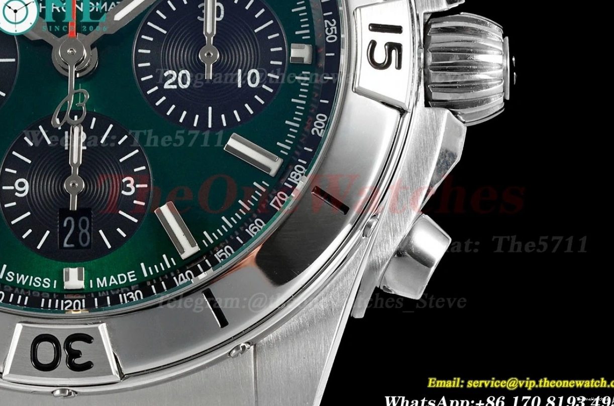 SS Stk 42MM SS Chronomat A7750 TF Green B01 0129